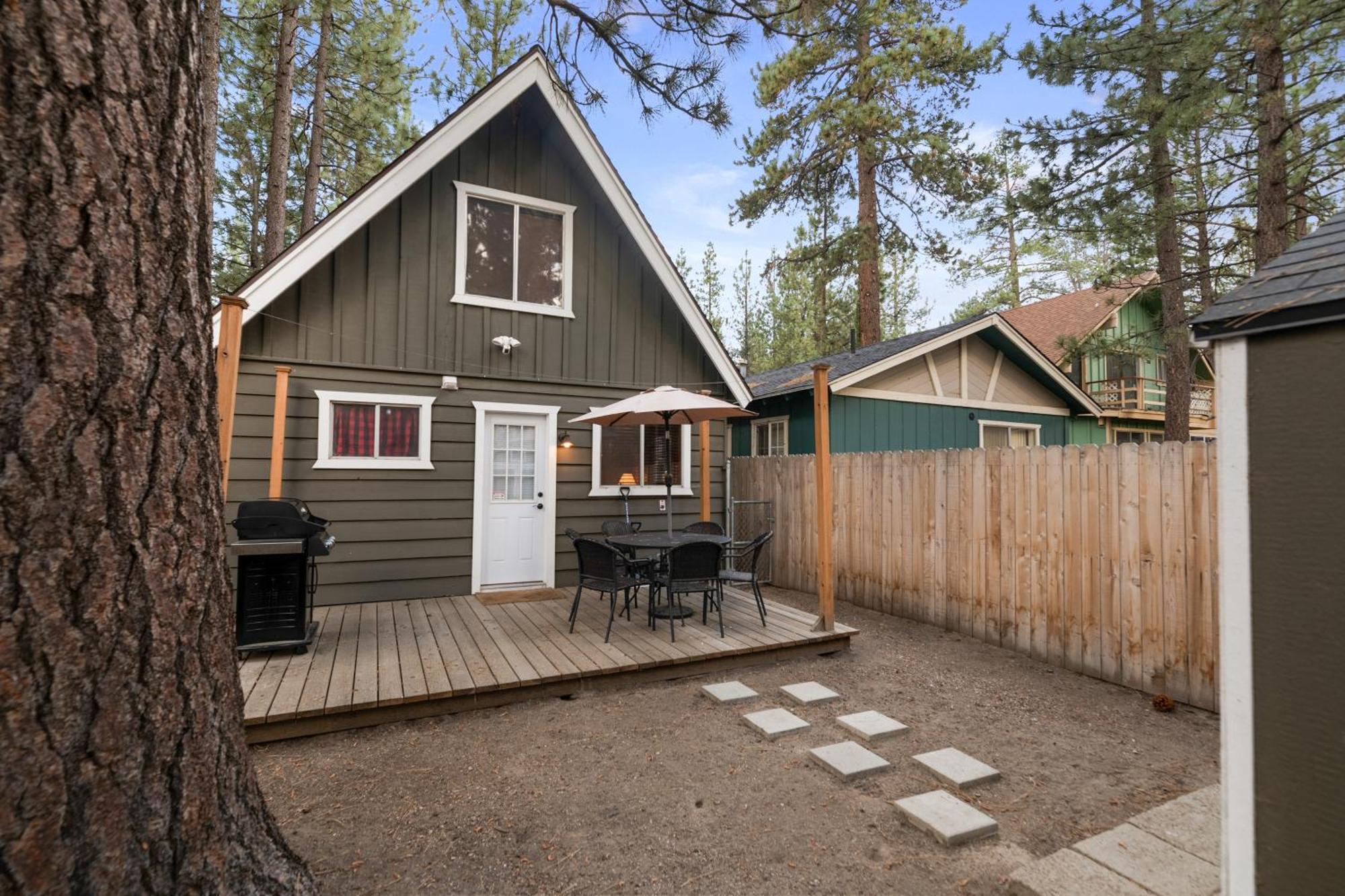 Shady Pine Cottage - This Adorable Cabin Is The Perfect Getaway For Your Next Stop In The Mountains! Big Bear City Buitenkant foto